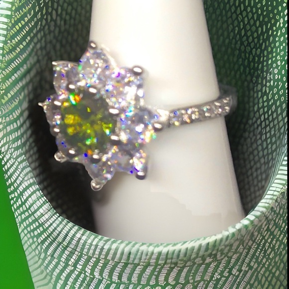 Natural Peridot & Sapphire Floral Sterling Silver Ring - Picture 2 of 12